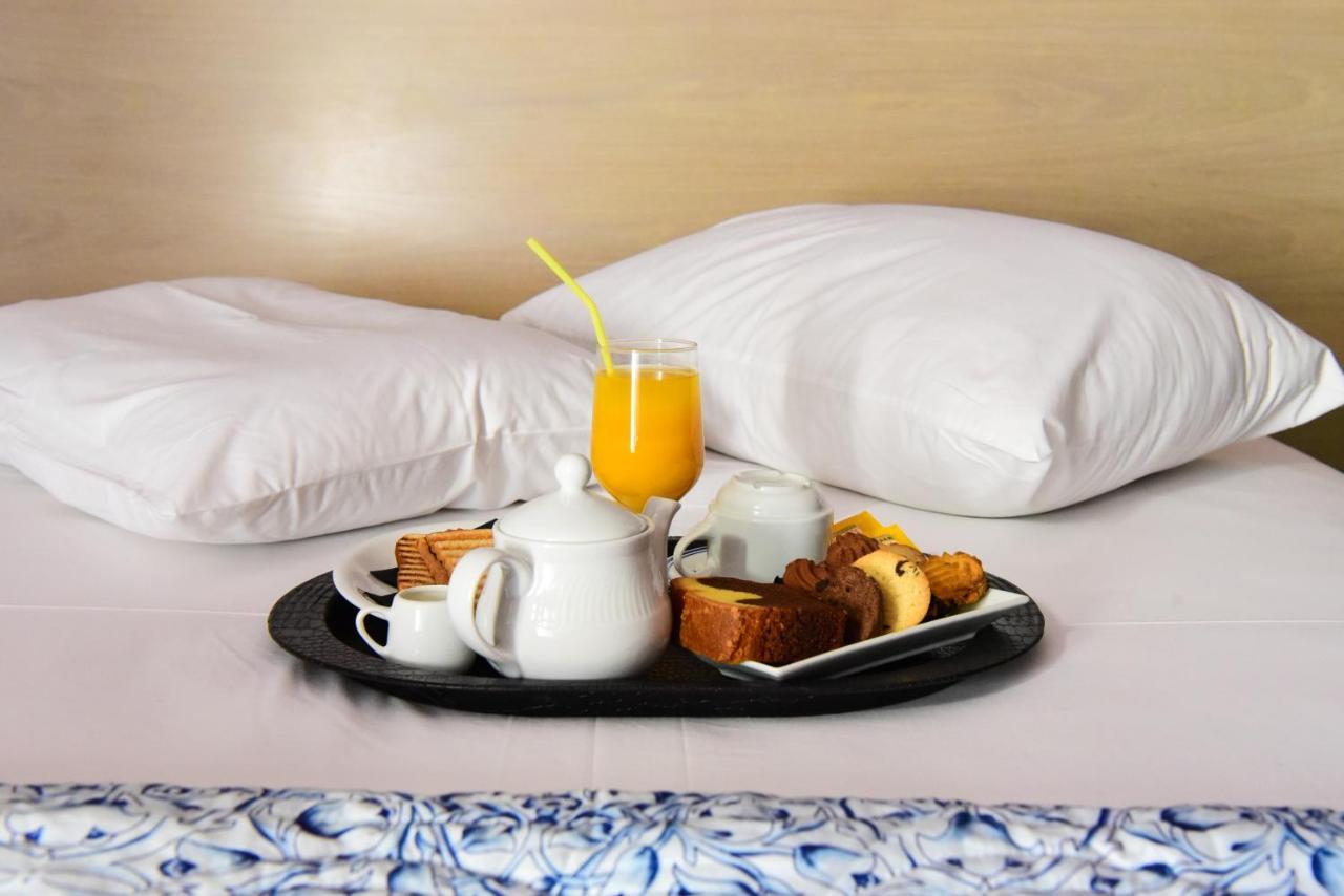 Eva Hotel Piraeus Ngoại thất bức ảnh