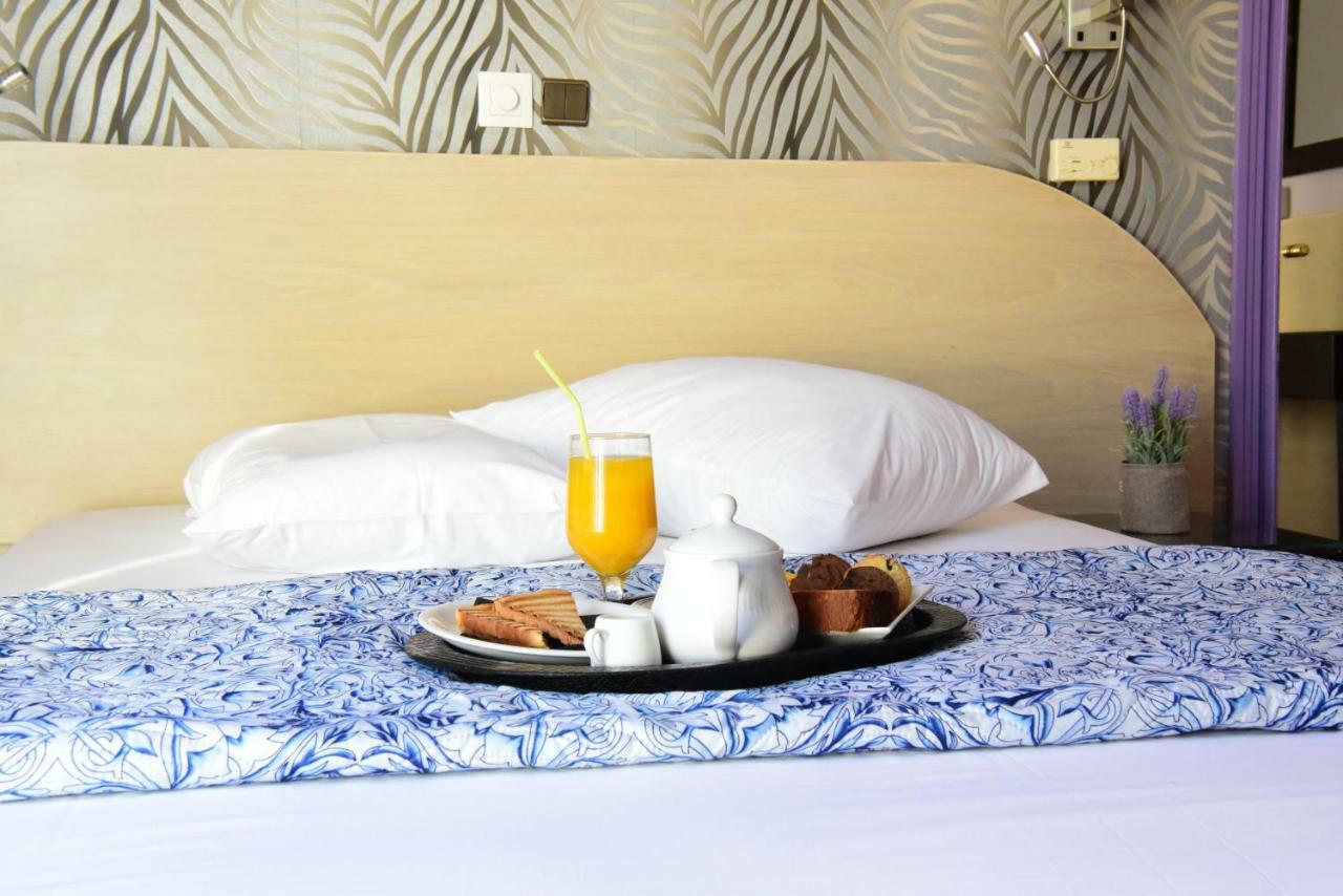 Eva Hotel Piraeus Ngoại thất bức ảnh